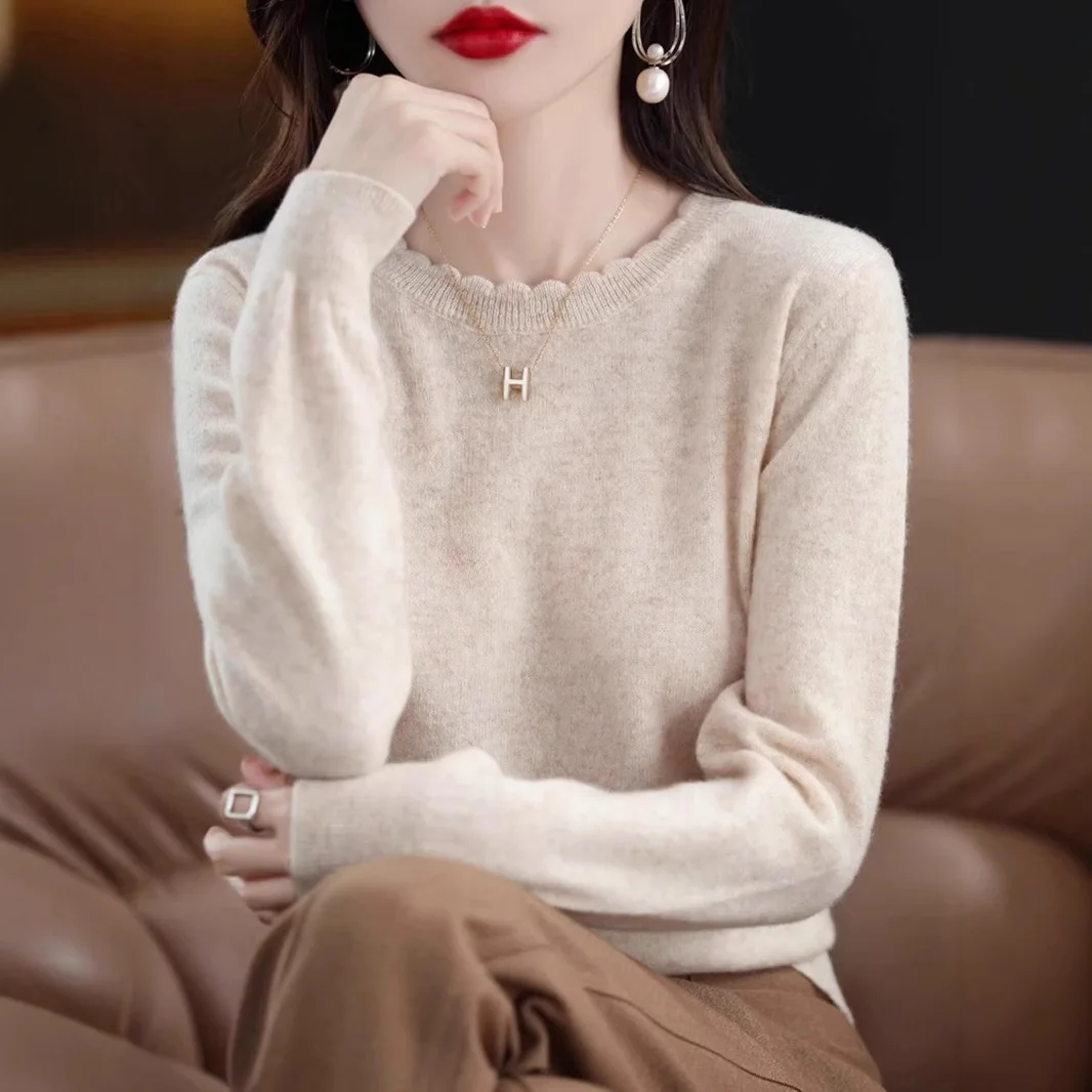 

Мягкая и уютная повседневная женская рубашка с кружевной отделкой и круглым вырезом, новый стильный осенне-зимний свитер, облегающий ленивый длинный рукав