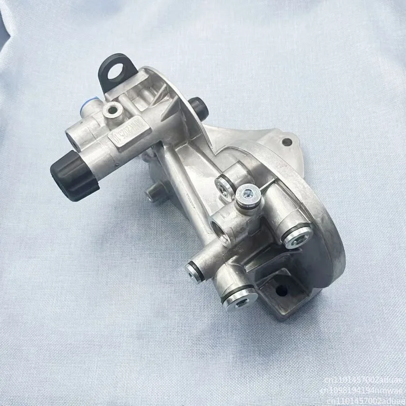 Parts VOE 22035823 for Excavator EC 360B 460B 700B 380D 480D 380E 480E 750D 750E BLC Hand Oil Pump Diesel Fuel Filter Housing