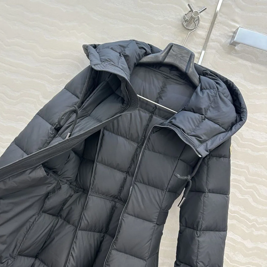 2025 موضة الشتاء الجديدة سميكة الأبيض أوزة أسفل ألف خط معطف طويل المرأة مقنعين كم طويل مبطن مربع نمط سليم سترة دافئة