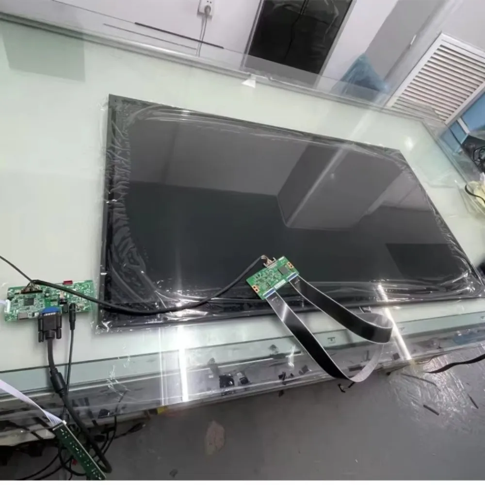 32inch Transparent LCD Display Screen Advertising Equipment for Shopping Malls