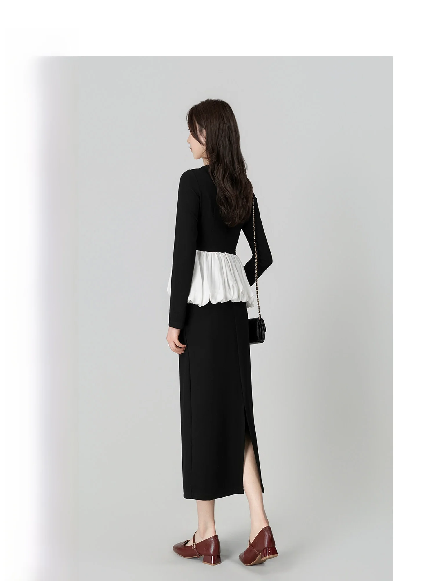 

Wavy Egg Early Spring Set Women's Design Sense Top And Halter Skirt Two Piece Set Fashionable Elegant Brand Free Shipping