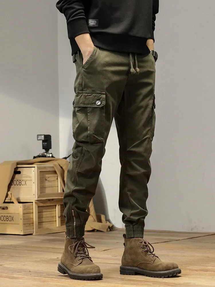 2024 nuovi pantaloni Cargo Multi-tasche primavera estate uomo Streetwear cerniera gamba pantaloni da lavoro Skinny pantaloni tattici Casual in cotone