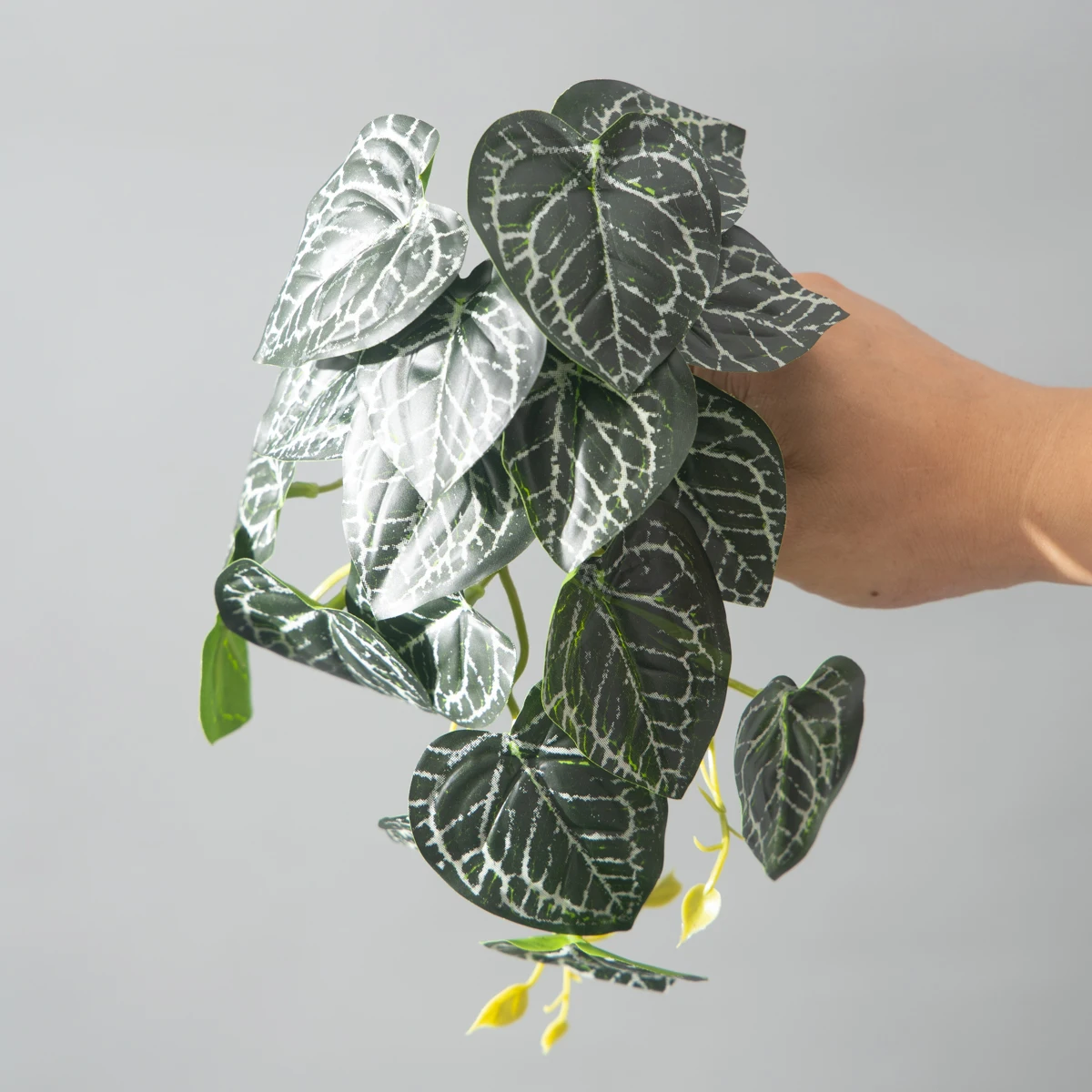 25 cm künstliche Monstera-Pflanzen, tropische Palmenblätter, kleine Pflanzen, Zweig, künstlicher Baumlaub, hängende Blätter für Halloween, Weihnachten – Detail 20