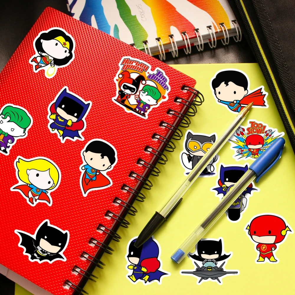 500 قطعة من ملصقات الرسوم المتحركة Justice League ملصقات أنيمي لوح التزلج والكمبيوتر المحمول والدراجات النارية والجيتار ملصق فيلم كرتوني لطيف هدايا للفتيات #5