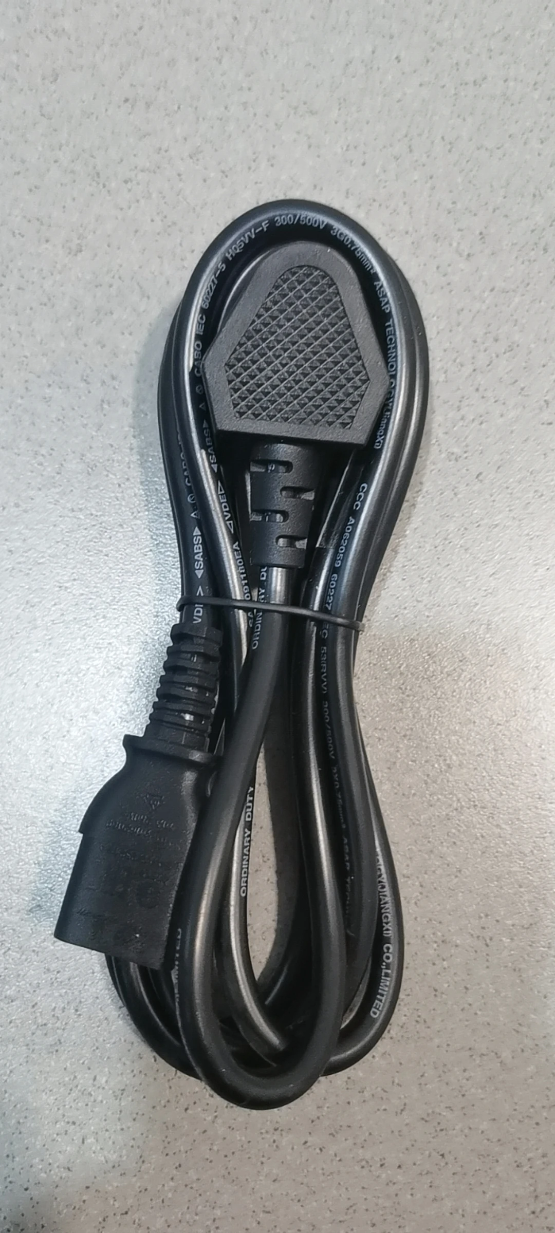 

Линия электропередачи, стандарт H05VV-F3, номинальное напряжение 300/500 В, ЭМГРЕНТНЫЙ ВЫХОД 440 В 3,5 А 990 Вт, конструкция провода 3G x 0,75 мм2