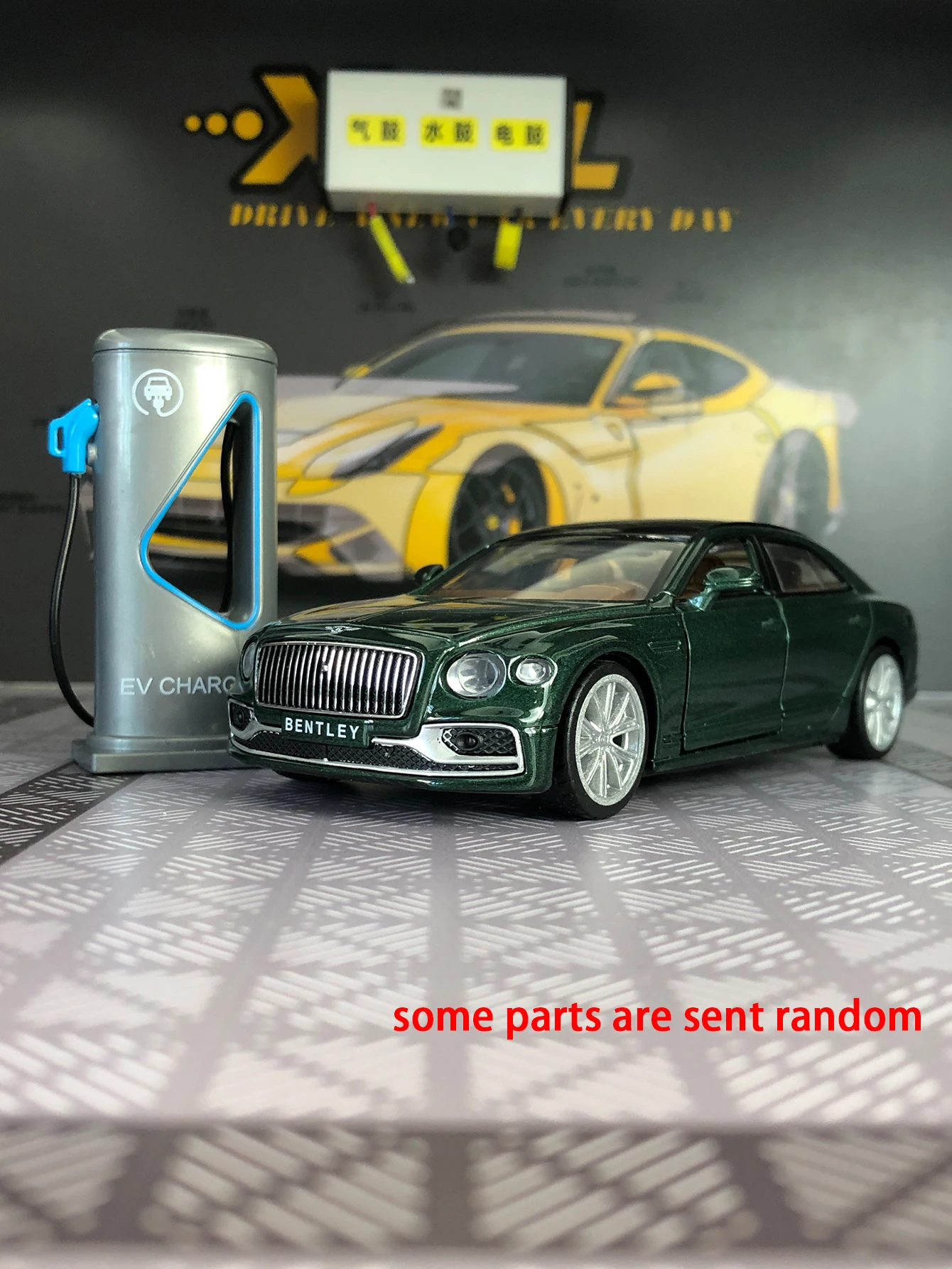 1: 38 محاكاة سبائك الزنك BENTIEY FIYING SPUR HYBRID، نموذج ثابت، مقتنيات معدنية هدية سيارة