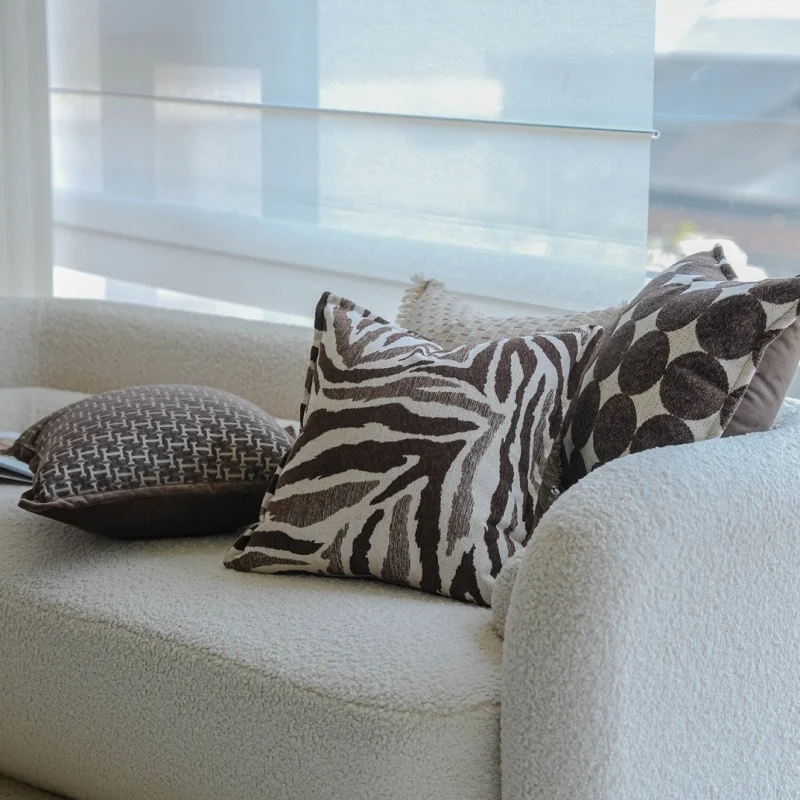 Brown Zebra Jacquard Pillows Big Round Circle Cushion Case Retro Square Decorative Pillow Cover For Sofa Chair Home Decorations