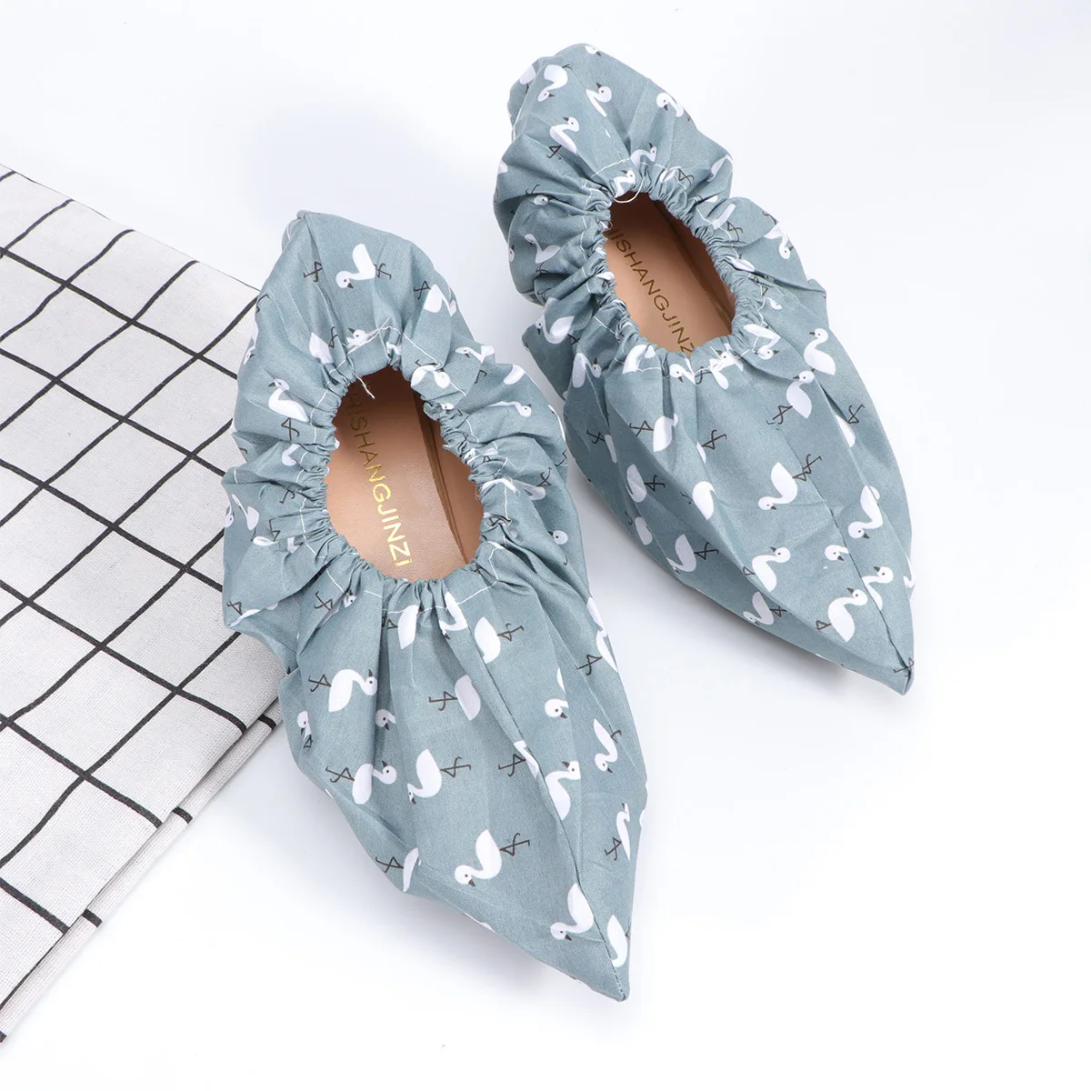 2 Pairs Thickened Antislip Shoe Cover Washable Breathable Dustproof Nonslip Foot Covers Household Reusable Male Female Student