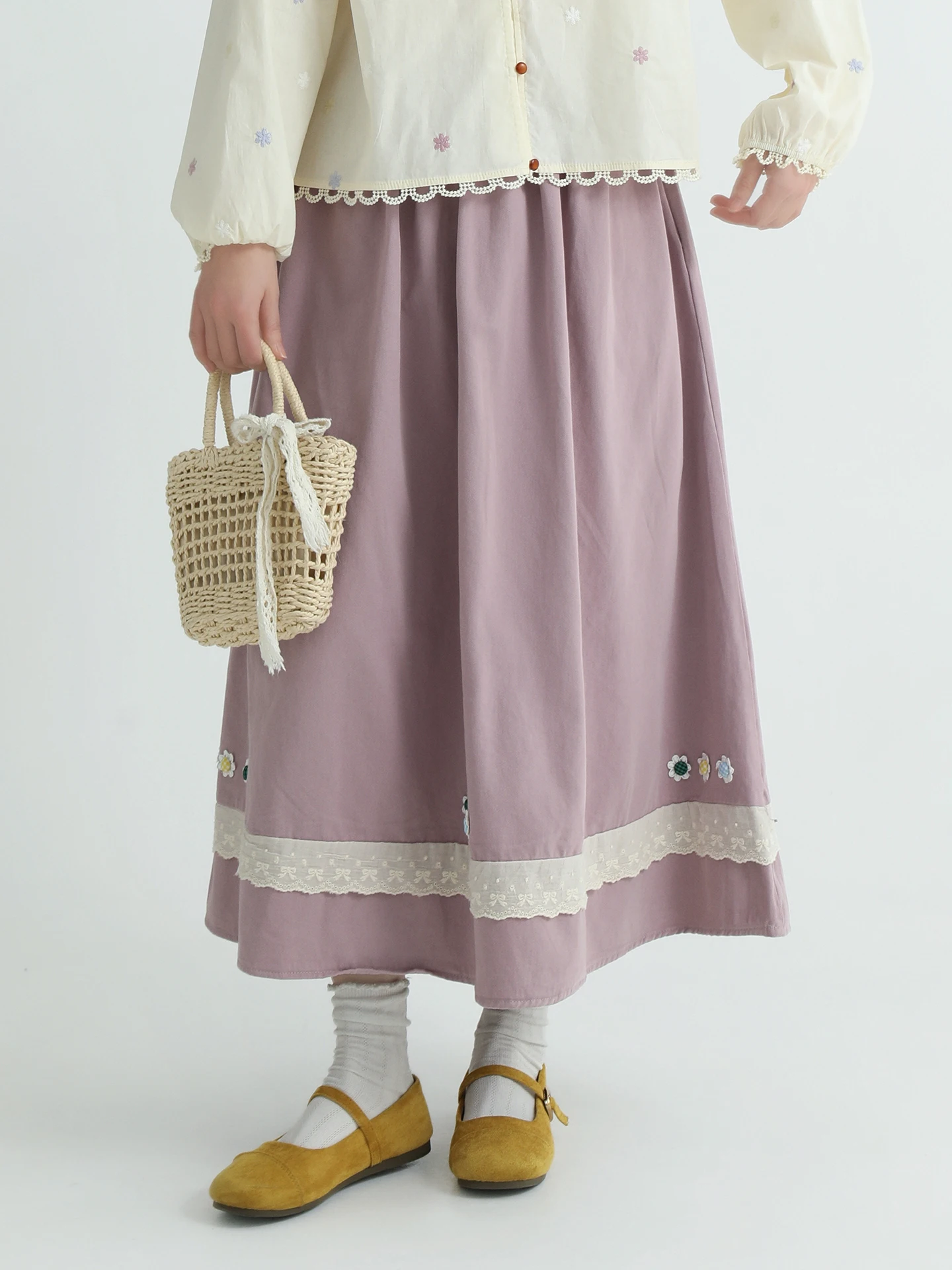 

Женская юбка А-силуэта с 3D цветочным узором, весенняя, с художественной кружевной аппликацией, милая, омолаживающая, средней длины, с завышенной талией, из хлопка