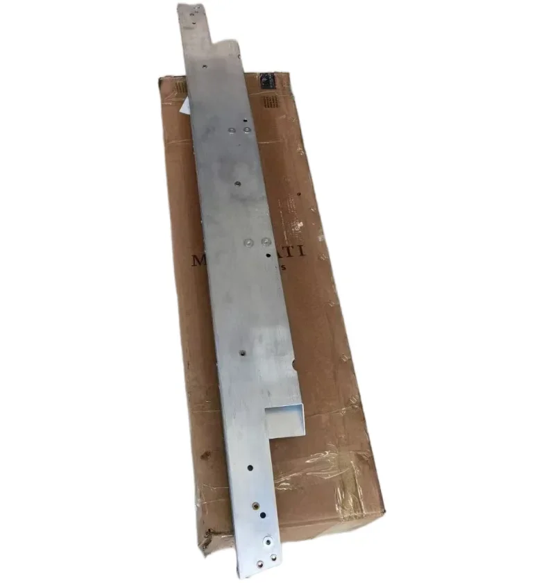 Adatto per Ferrari 458 Paraurti anteriori e posteriori Paraurti interno in ferro Fascio di collisione Fascio di buffer 256253 264894 274059 302339