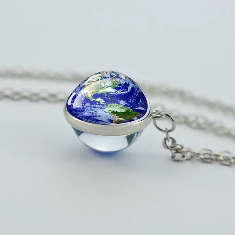 Vintage World Map Necklace Globe Earth Pendant Americas Europe Australia Map Glass Ball Necklace Christmas Gifts