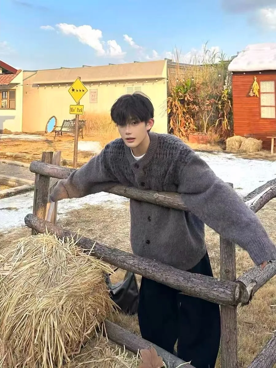 

Retro American Soft Knitted Color Blo Design Cardigan Men's Women's Lazy Sle Sweater Coat Couple's Top Warm Long Sve r...