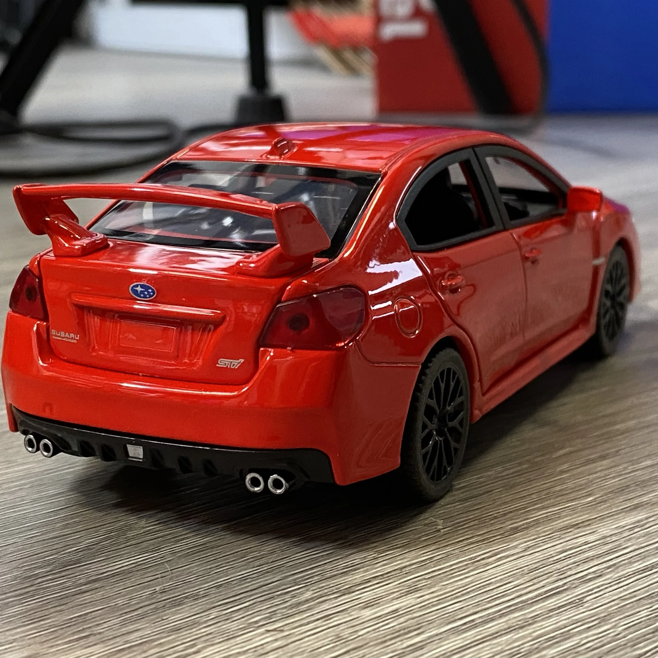 1:30 سوبارو امبريزا WRX STI 2020 سيارة رياضية فائقة سبيكة دييكاست نموذج سيارة لعبة للأطفال ديكورات المنزل الداخلية الحلي #5