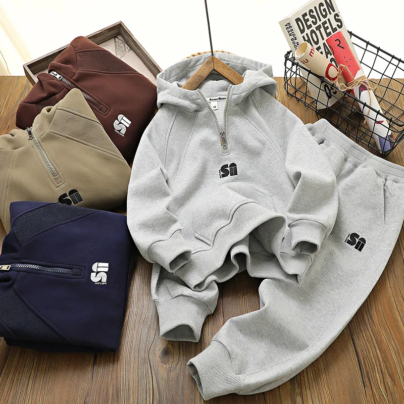 Children's clothing boy's spring suit 2025 new Korean version of spring and autumn hoodie CUHK children's two-piece set