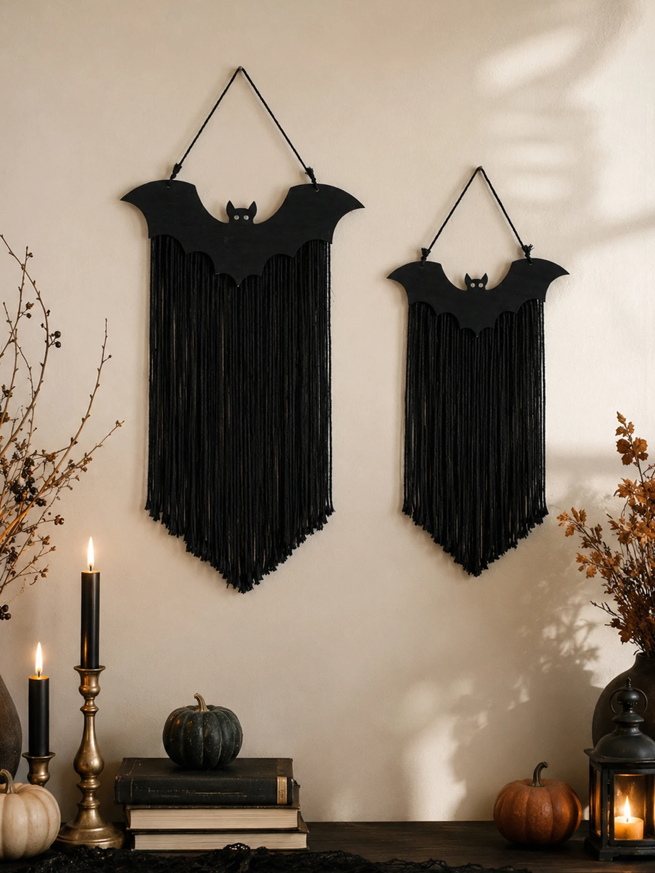 Gothic Black Bat Wall Hanging Macrame Woven Bat Tapestry Halloween Spooky Farmhouse Wall Decor for Living Room Mantel Party Gift