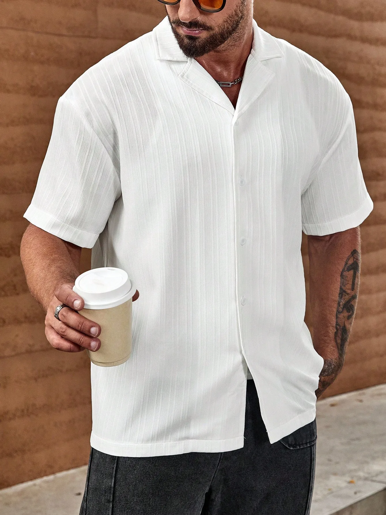 

Men's White Solid Short Sleeve Button-Up Shirt for Summer Casual Wear