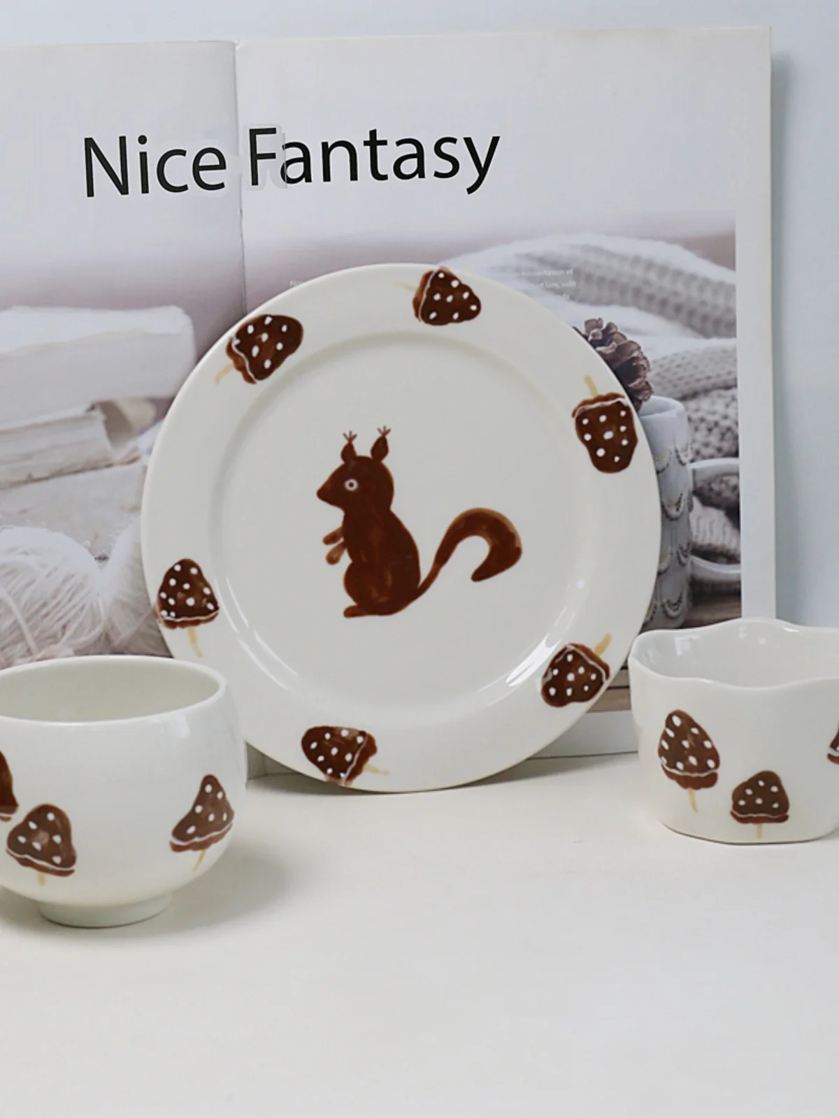

Милые керамические кружки ручной росписи, тарелки в форме мультяшной белки, чашки для яиц в форме шара, чашки для кофе латте, круглые тарелки для пельменей