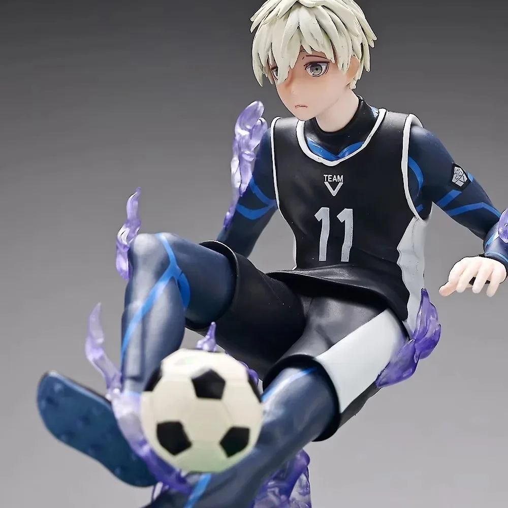 18CM Anime BLUE LOCK Nagi Seishiro Figura Stile Calcio Effetti Speciali Parti Modello Giocattolo Collezione Regalo Aciton Figura PVC
