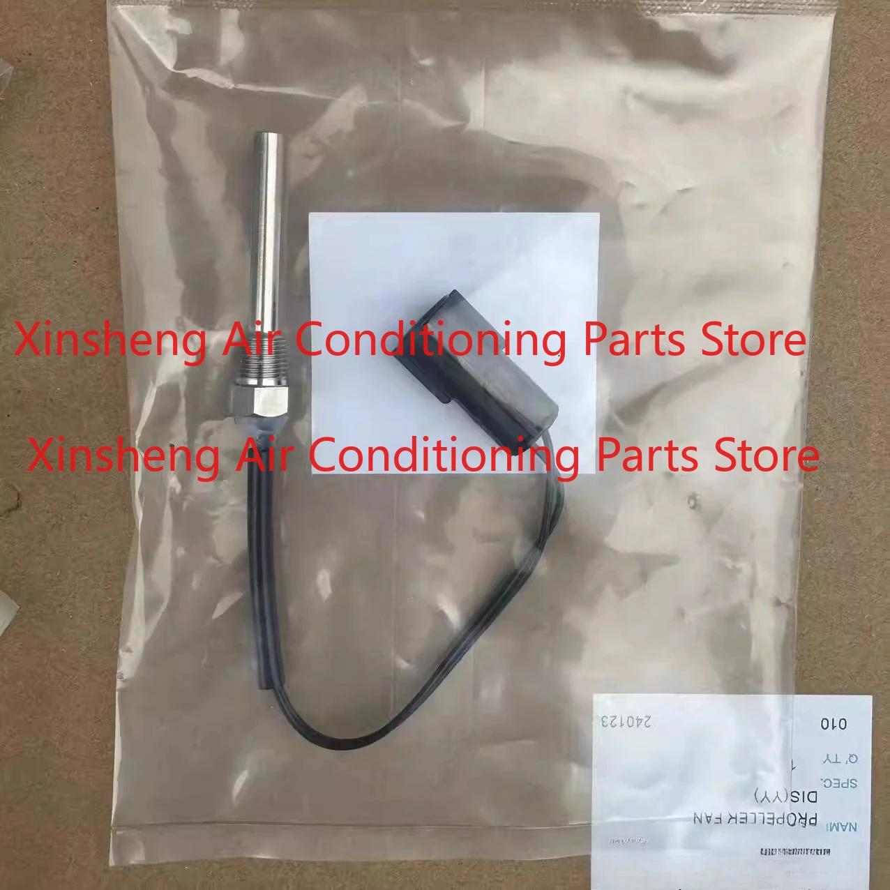 

Suitable for Daikin air conditioner water cooler CUWD40A5Y water inlet and outlet temperature sensor CUW120D5Y