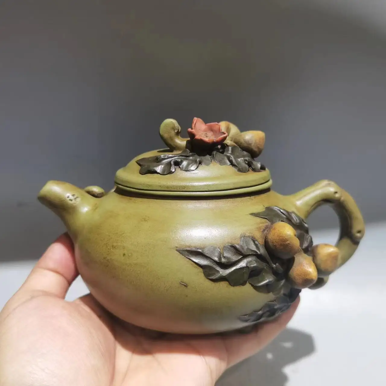 

Old Chinese Handicraft Enameled YiXing Zisha (red stoneware) Teapot,peach Style,with mark, Free shipping