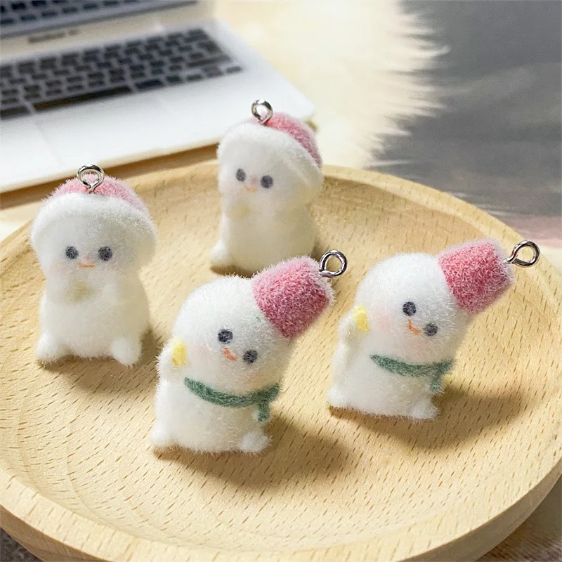 20pcs Cute Christmas Snowman charms Flocking cartoon snowman shape resin dolls pendant for Keychains DIY Jewelry make Accessorie