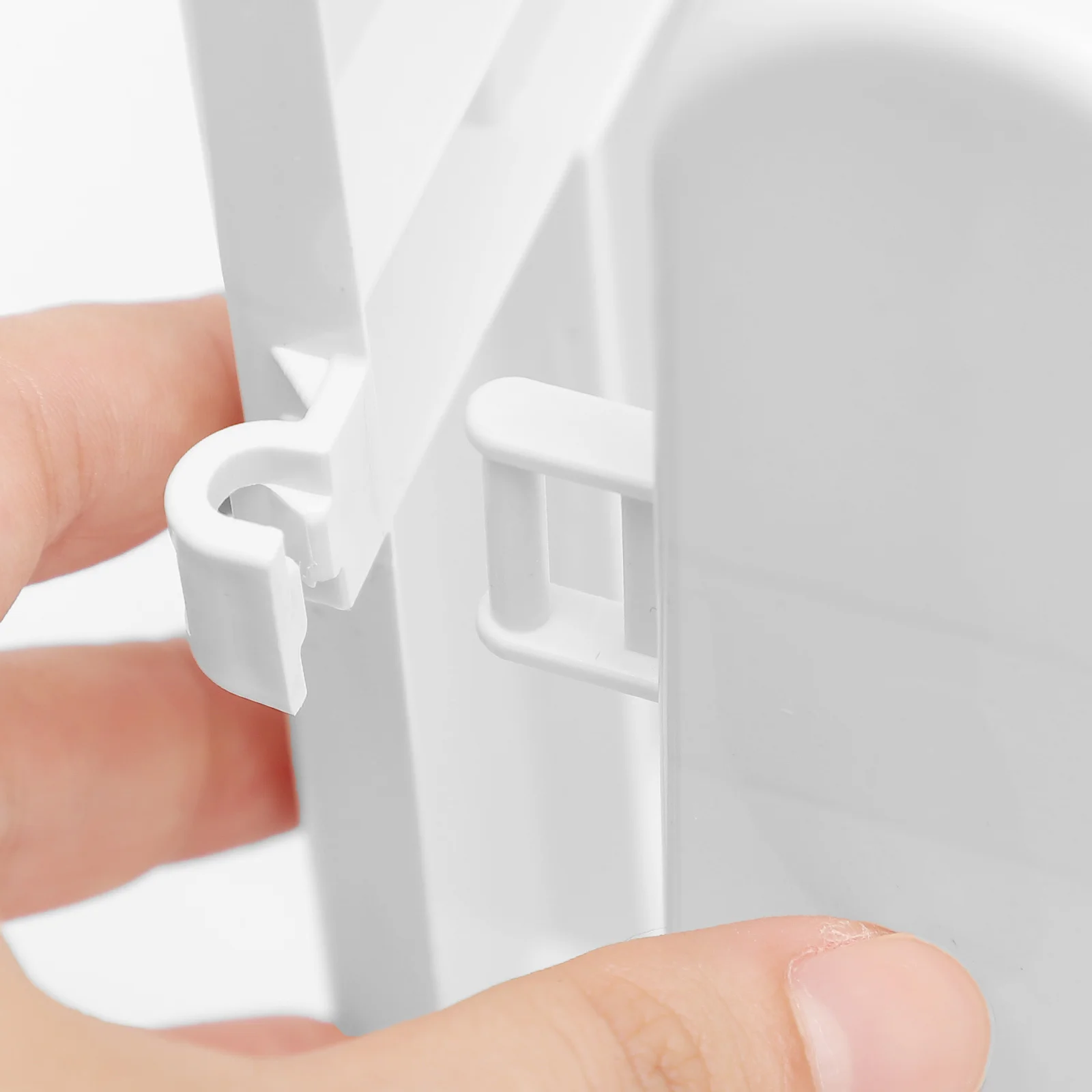 

4Pcs White Fence for Garden Decorative Landscape Border Outdoor Yard Edging Plastic Lawn Divider Flower Bed Protector