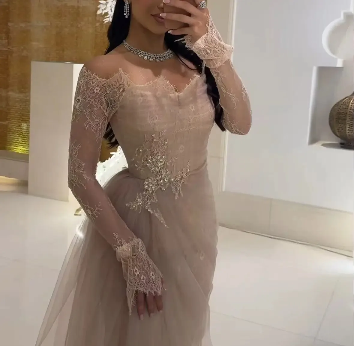 Adeli 맞춤형 사우디 인어 댄스 파티 드레스 긴 소매 레이스 크리스탈 디테일 바닥 길이 정장 이브닝 파티 가운 vestido