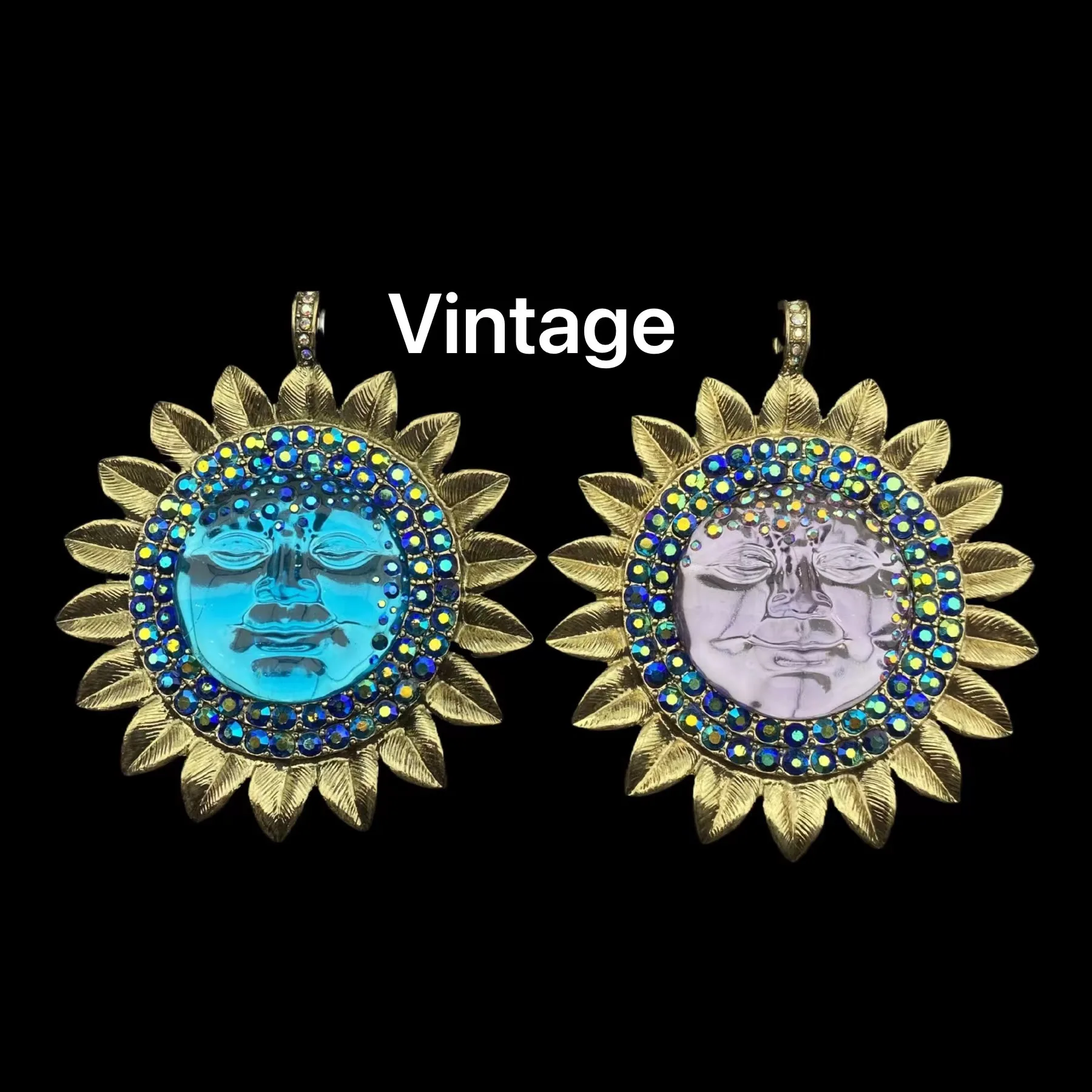 

KF European and American Fashion Trend Vintage Sun Flower Moen Face Inlaid with Shining Blue Rhinestone Magnetic Pendant