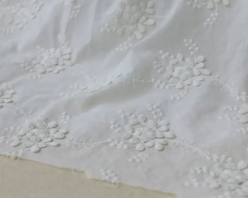 Cotton Fabric Off White 3D Floral Embroidered Wedding Fabric Prom Dress By The Yard