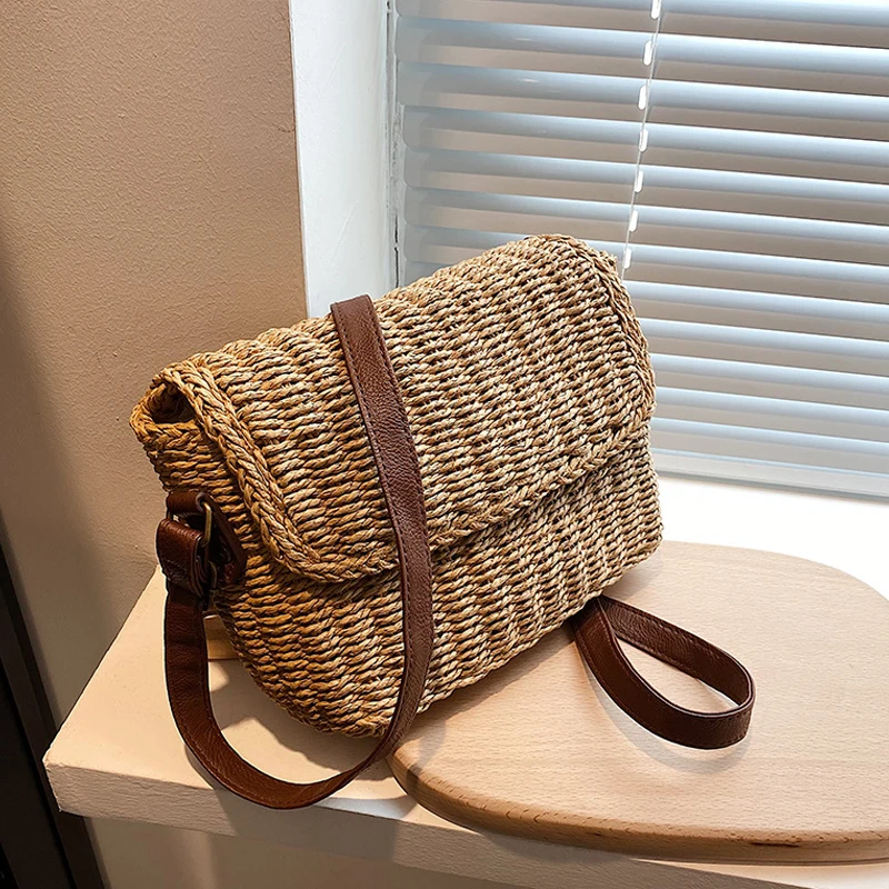 

Fashion Rattan Women Shoulder Bags Small Designer Handbags Lady Wicker Woven Crossbody Bag Summer Beach Straw Messenger Purses