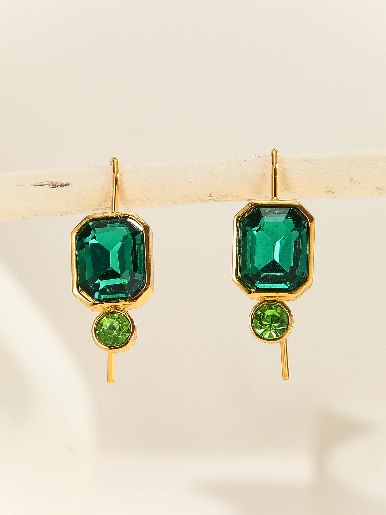 جديد هندسي الأخضر جولة حجر استرخى أقراط للنساء فتاة حزب اكسسوارات مجوهرات مخصصة