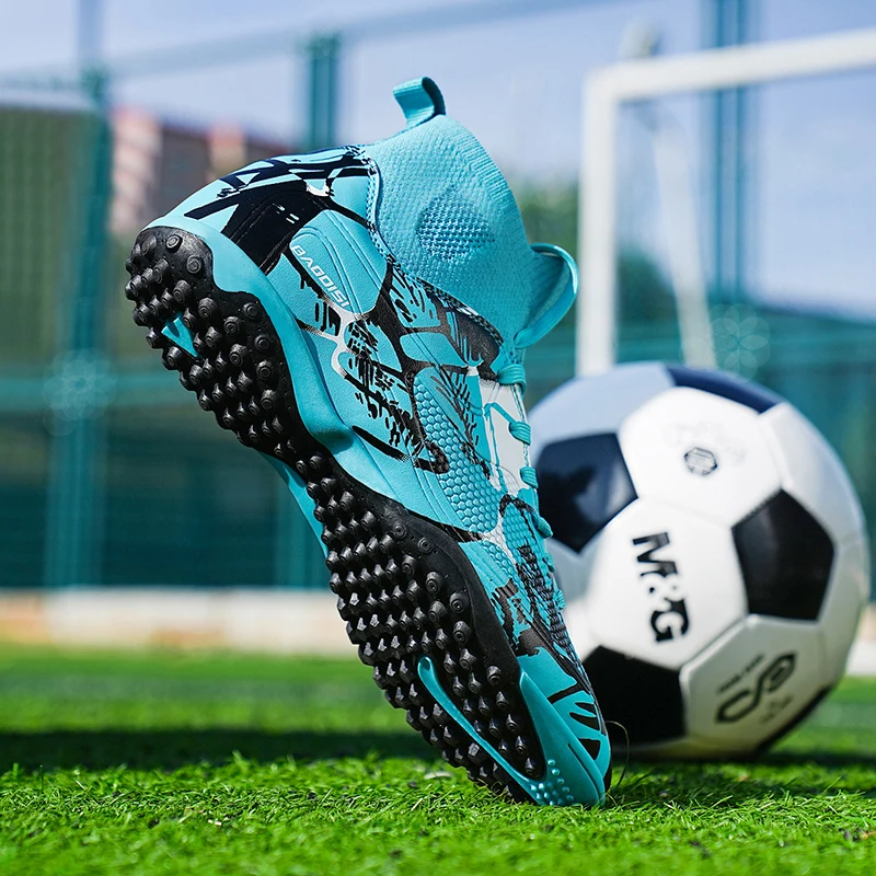 High-top Studded Soccer Shoes, Men's Breathable and Non-Slip Natural Turf, Wear-Resistant Training Shoes