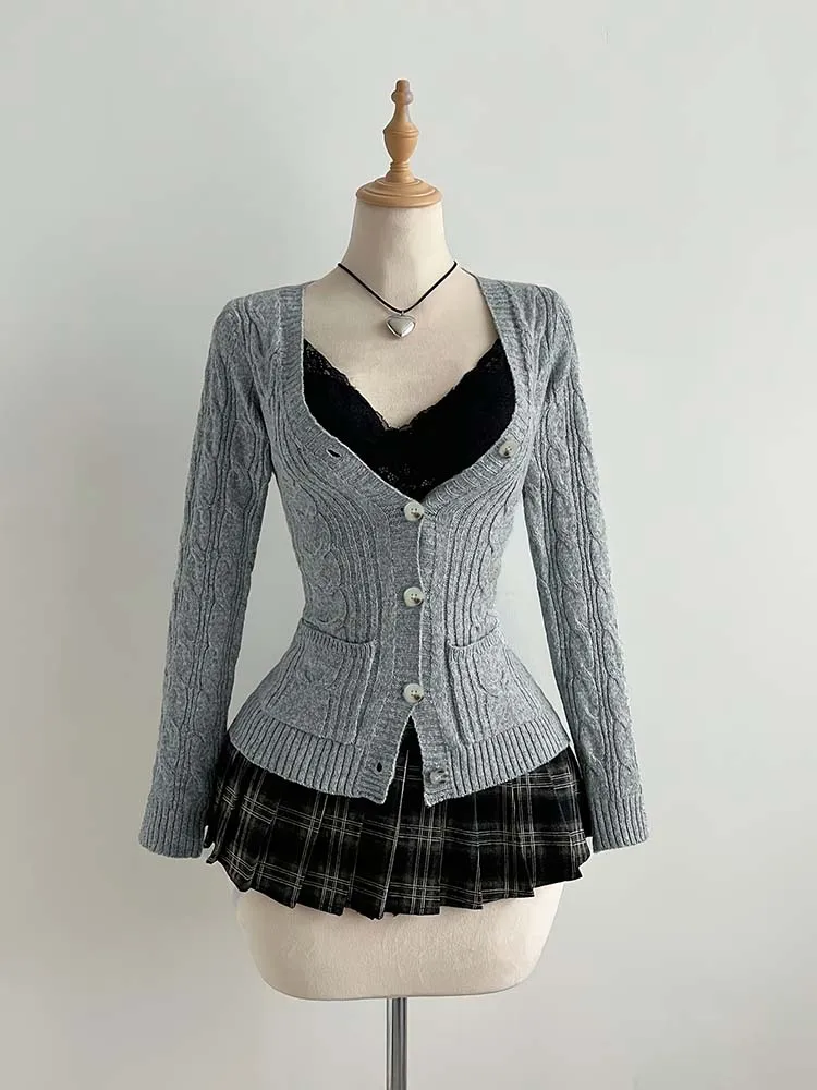 Neue modische, schlichte, lässige, elegante, alltagstaugliche, einfarbige, langärmelige Strickjacke für Damen mit Taschen.