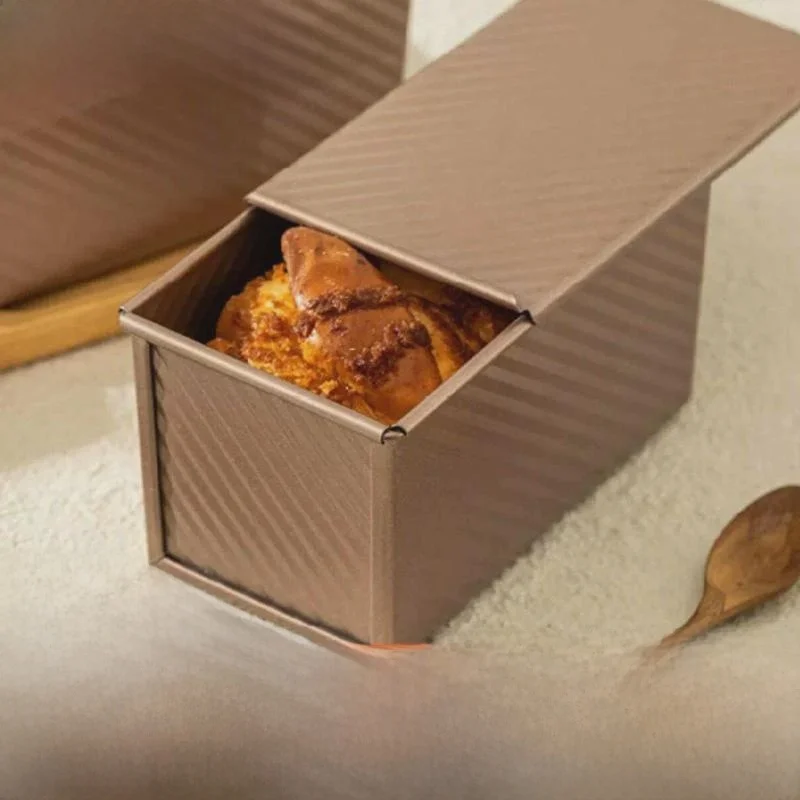 

Non-Sti Bread Toaster 450g with Lid for Home Use Baking Oven Toast Baking Box Easy Clean Silicone Mold for Children