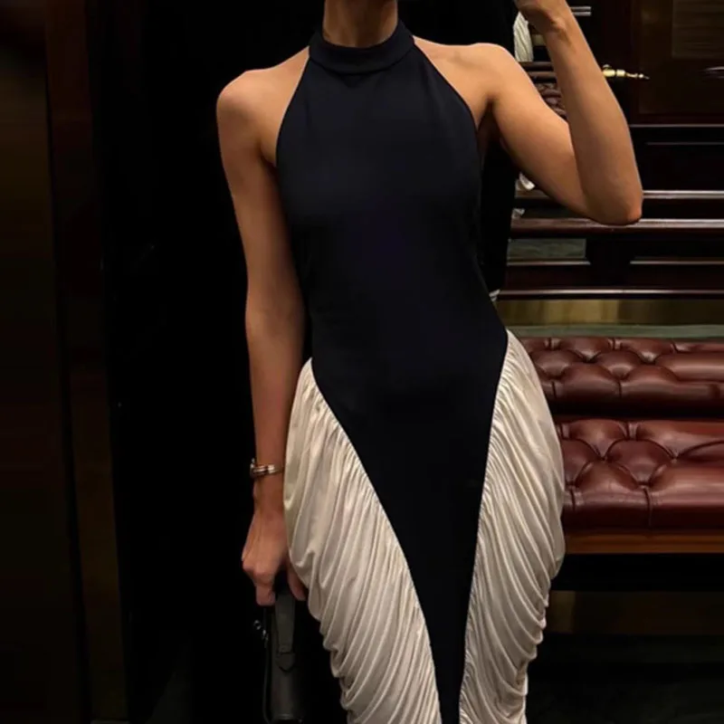 섹시한 홀터 슬리브리스 슬림핏 칵테일 드레스 여성 패션 하이웨이스트 드레이프 롱 드레스 블랙 화이트 패치워크 이브닝 드레스