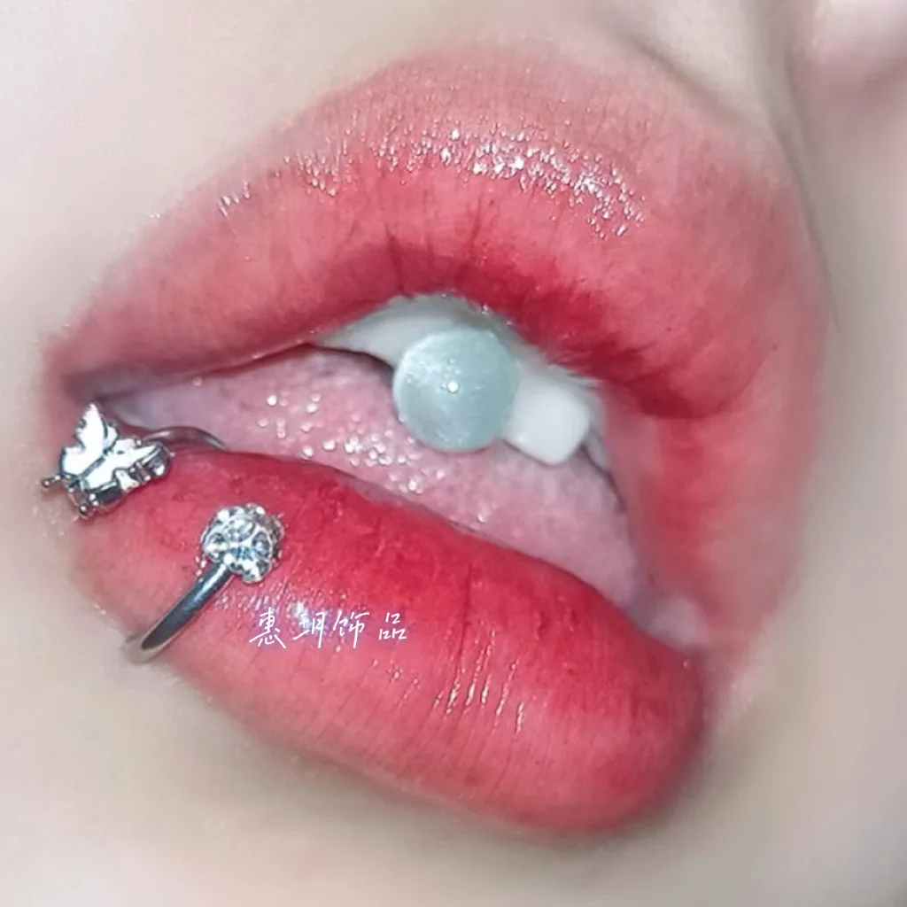 Titanium Steel S shaped 16g Lip Ring Labret Piercing Crystal Rhinestones Butterfly Piercing Helix Earrings Body Jewelry