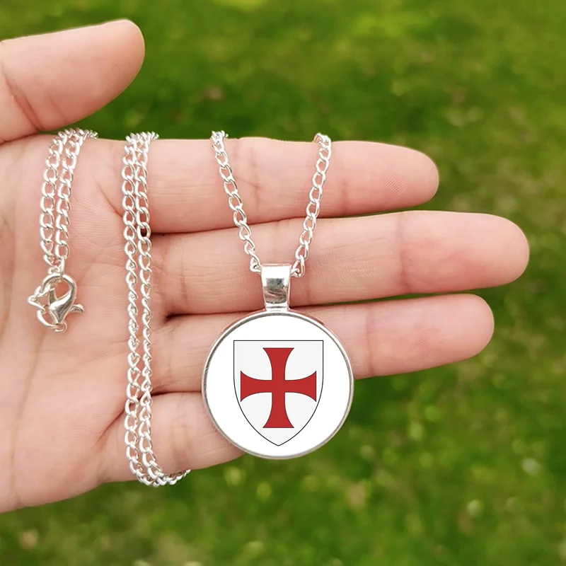 Vintage Knights Templar Necklace Red Cross Pendant Glass Cabochon Pendant Long Chain Crusade Solomons Masonic Symbol Necklaces