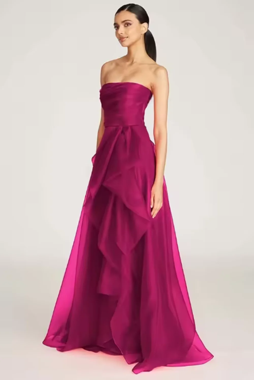 カスタマイズされたエレガントなソリッドカラーのオーガンザイブニングドレス ストラップレス スイープトレイン Aライン ジッパーバック フロアレングス ノースリーブ セレブリティ