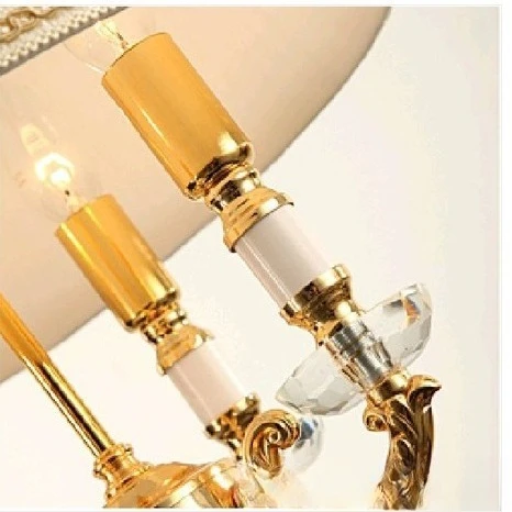 غرفة نوم أريكة غرفة المعيشة الأوروبية الفاخرة، فندق هندسي كبير، مصباح مكتب كريستال