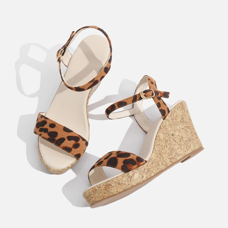 

Размер 31-42, женские босоножки на танкетке с леопардовым принтом, новинка 2025, летние модные замшевые туфли на высоком каблуке, женские туфли на платформе