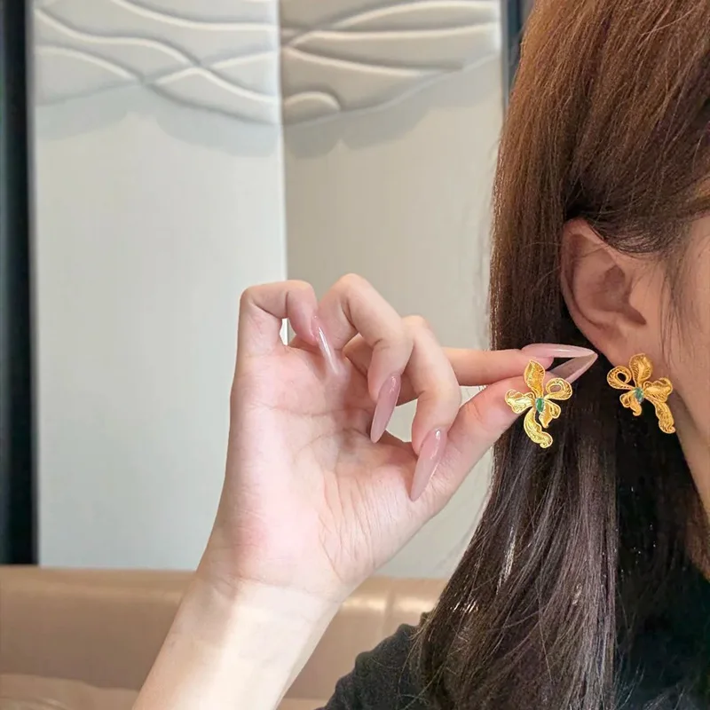 

Luxury 24K 9999 Pure Gold real gold Women's brushed and diamond-encrusted iris stud earrings