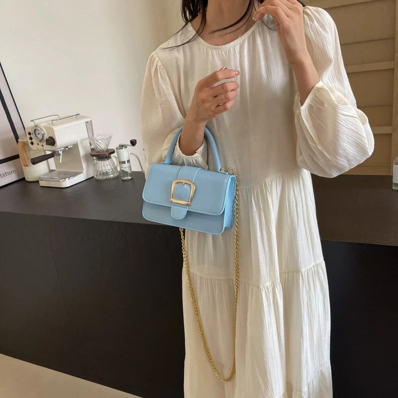 

Women Luxury High End Leather Tote Bag Elegant Shoulder Handbag Fashionable Crossbody Classic Commuter Daily Carry Design