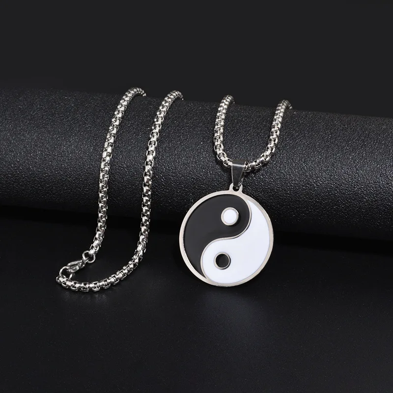 Hiphop Tai Chi Yin Yang Eight Trigrams Pendant Necklaces for Women Punk 70CM Long Chain Black White Enamel Collar Friend Gift