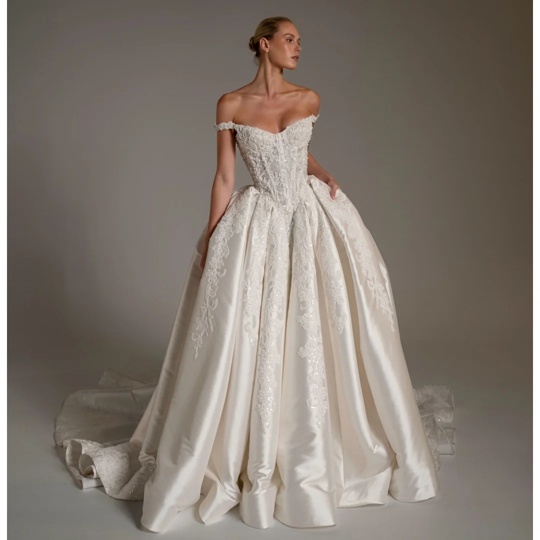 

Exquisite Satin Sweep Train Wedding Dresses Lace Appliques Sequin Robe De Mariee Customized Pleated Prom Gowns Vestido De Novia