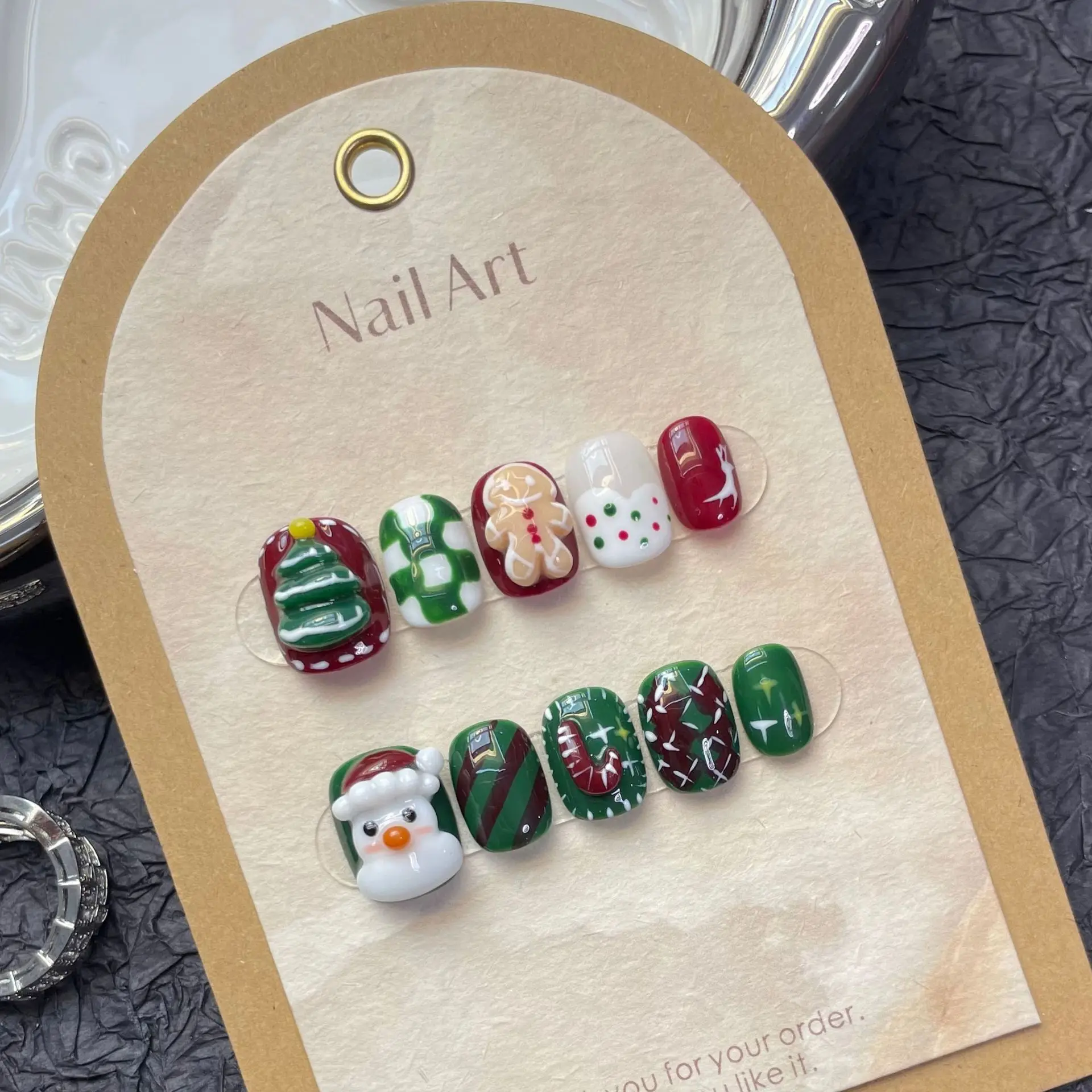 10pcs Christmas Handmade Fake Nails 3D Gingerbread Man Santa Claus Xmas Tree Press On Nails Green Plaid Short Round False Nail