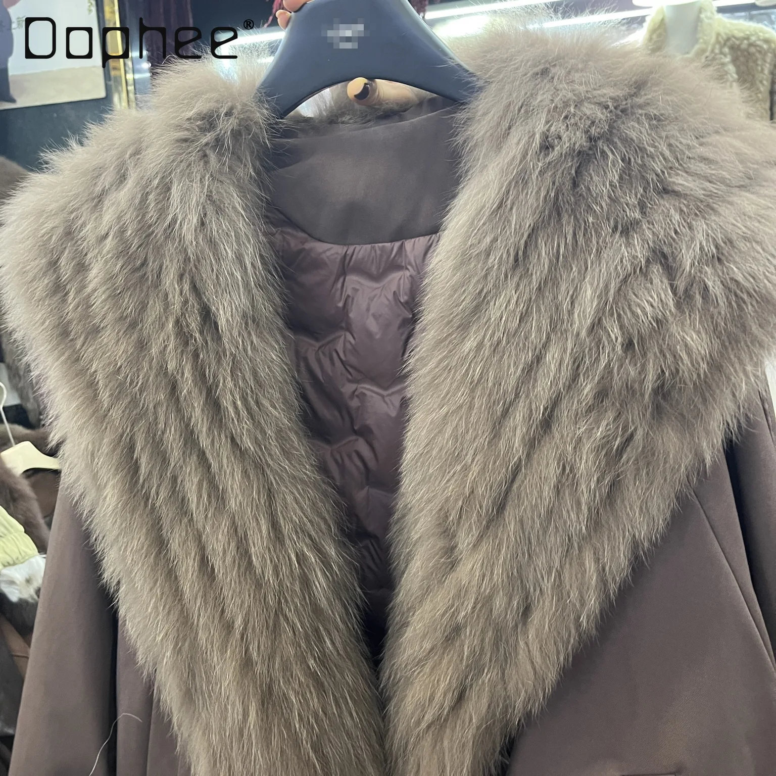 2025 Otoño Invierno nuevo abrigo de piel de zorro de gama alta mujer estilo coreano elegante moda cuello azul marino Parka corta gruesa abrigo femenino