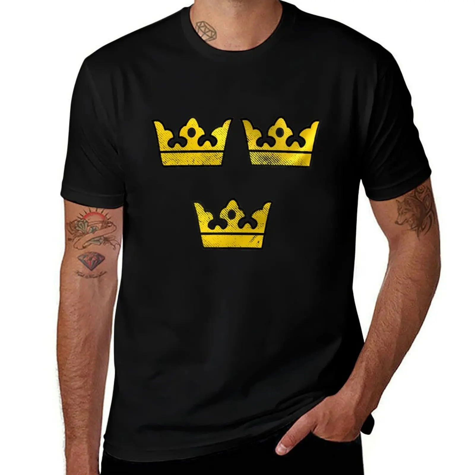 

3 Three Crowns Tre Kronor of Sweden Swedish Coat of Arms Distressed T-Shirt t shirt man casual T-Shirt