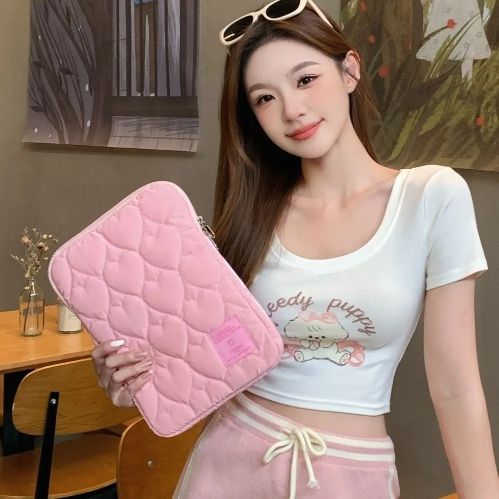 Sweet Love Heart Tablet Storage Bag Large Capacity Korean Style Computer Bag Shockproof Puffy Design Tablet Pouch Travel