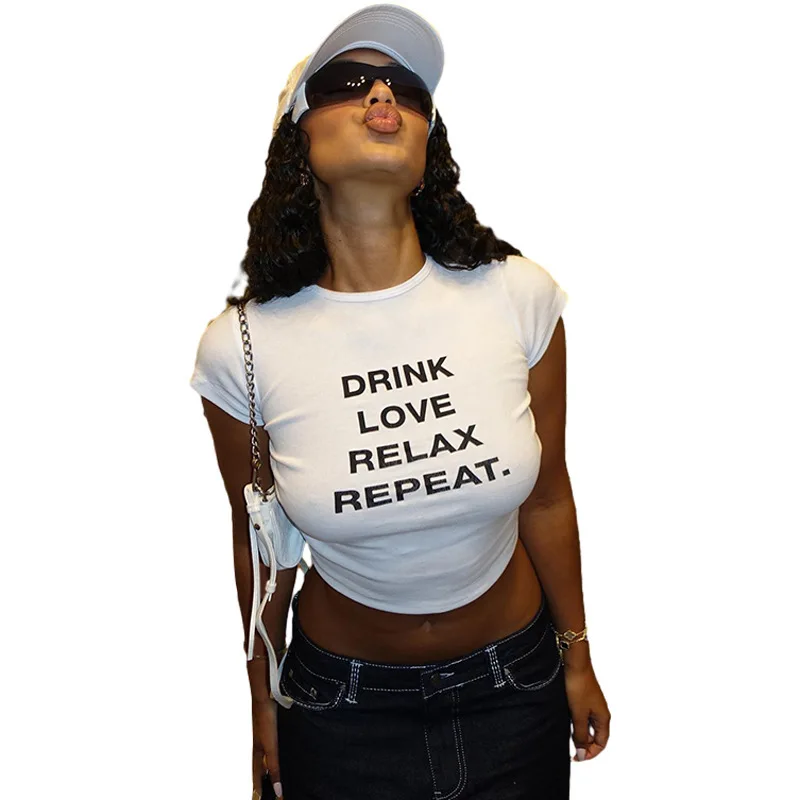 Ins Style 2025 printemps/été vêtements pour femmes nouveau Street Trendsetter col rond T-shirt polyvalent lettre imprimée nombril exposé