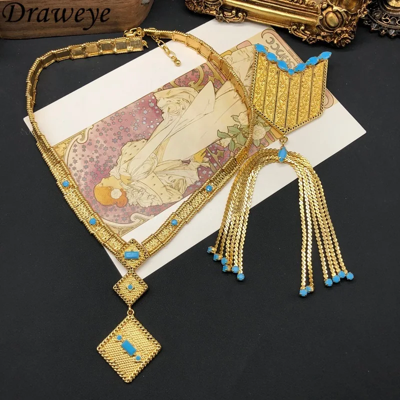 

Draweye Bohemian Brooches for Women Long Tassels Geometric Hyperbole Jewelry Palace Style Vintage Elegant Clothing Pins